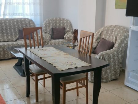 Shitet,Apartament 1+1,Unaza e Re,Tirane.