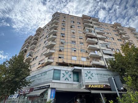 Shitet, Apartament 2+1+2, Unaza e Re, Tirane