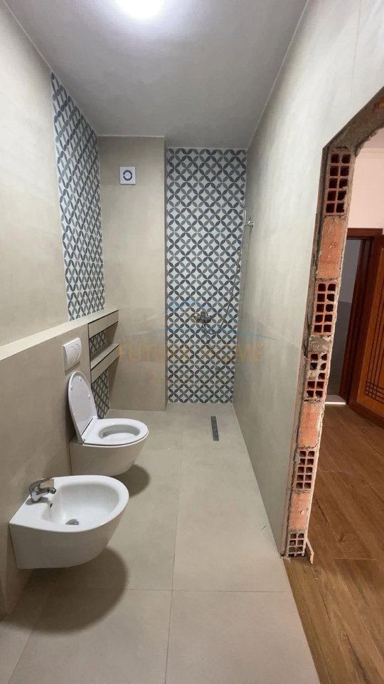 Shitet, Apartament 1+1, Unaza e Re