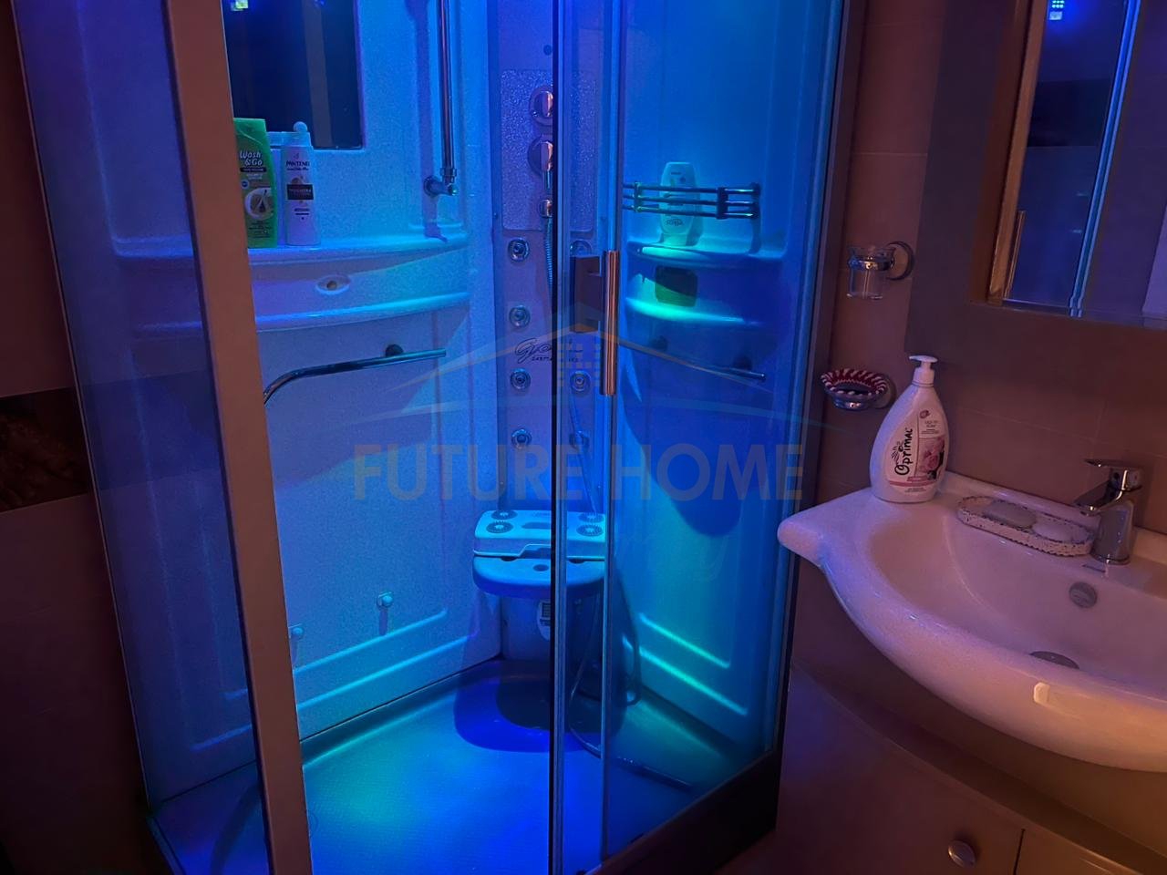 Shitet, Apartament 2+1+2, Kopshti Zoologjik, Tiranë.