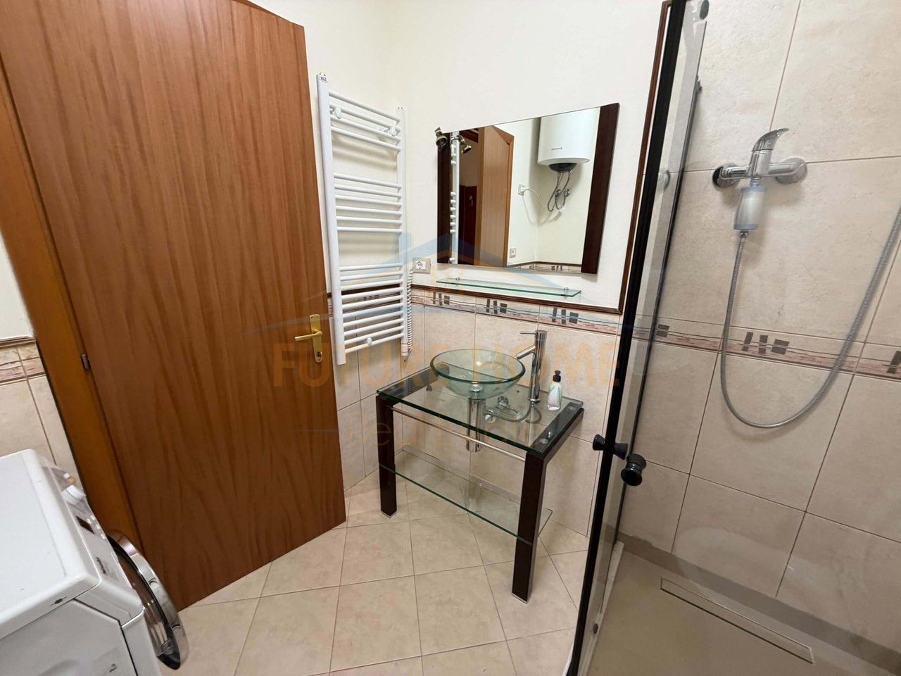 Rent, Apartment 2+1+2, Artistic Lyceum