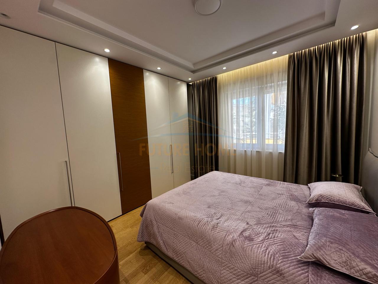 Rent, Apartment 3+1+3+ Parking Space, Residence Touch of the Sun, Tirana