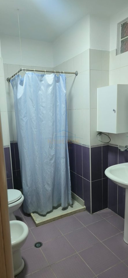 Shitet,Apartament 1+1,Unaza e Re,Tirane.