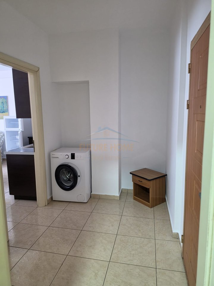 Shitet,Apartament 1+1,Unaza e Re,Tirane.