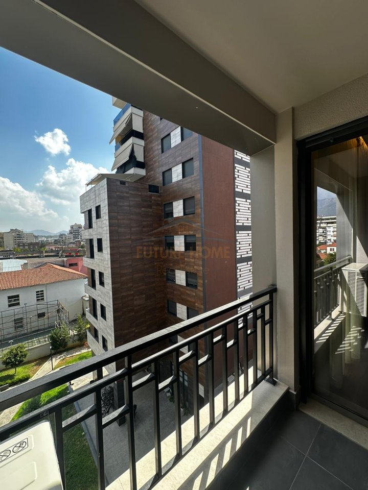 Qira, Apartament 1+1, Shkolla e Kuqe, Tiranë.