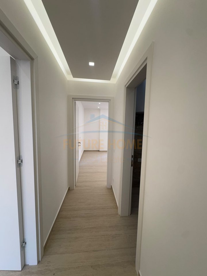 Rent, 2+1+2 Space for Offices, Kosovars Street