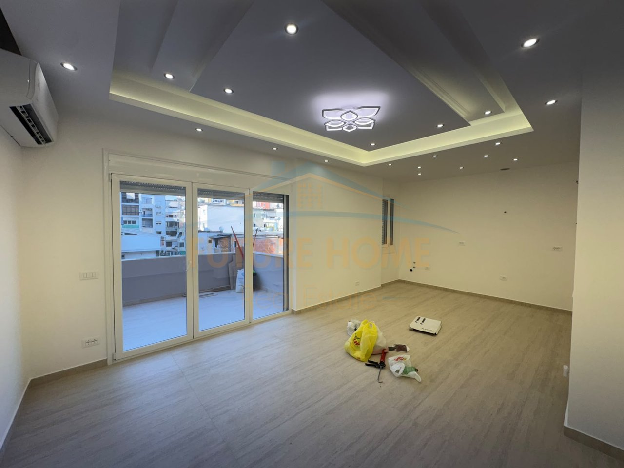 Rent, 2+1+2 Space for Offices, Kosovars Street