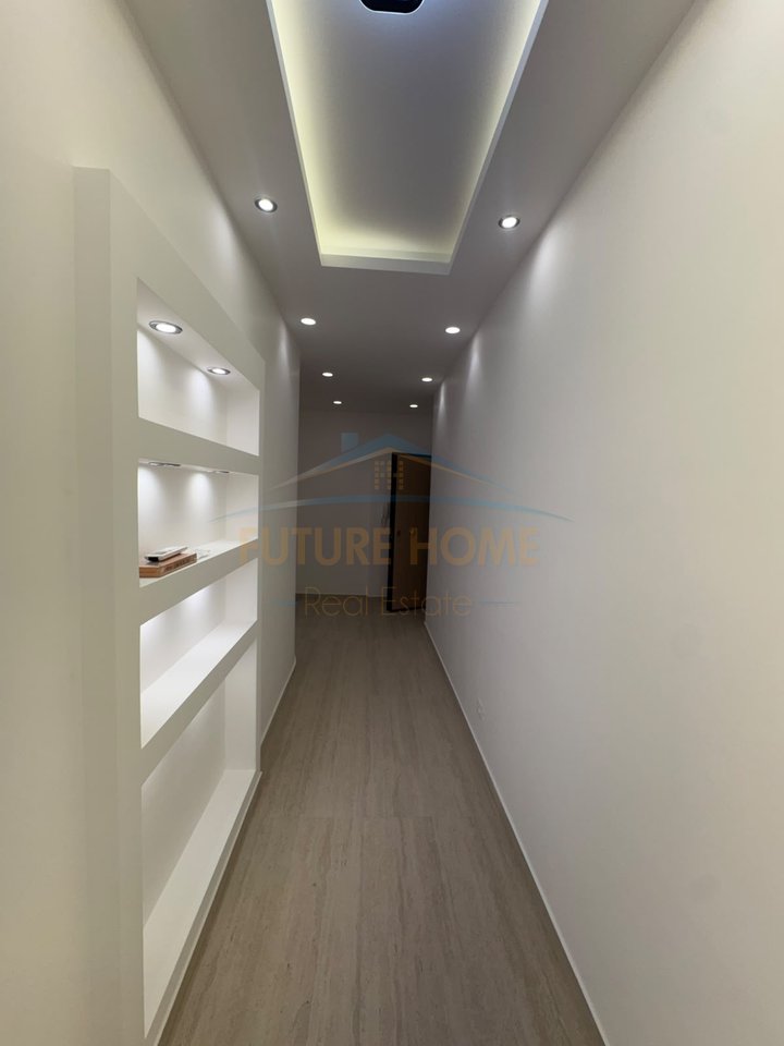 Rent, 2+1+2 Space for Offices, Kosovars Street
