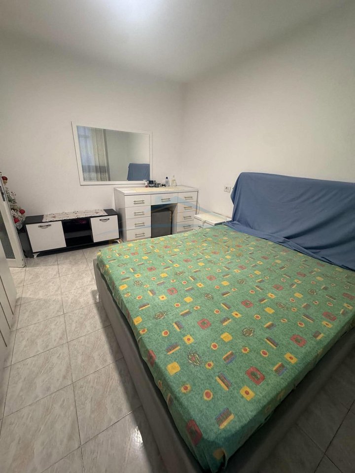 Shitet, Apartament 1+1, Pranë Shkollës "Sabaudin Gabrani", 21 Dhjetori