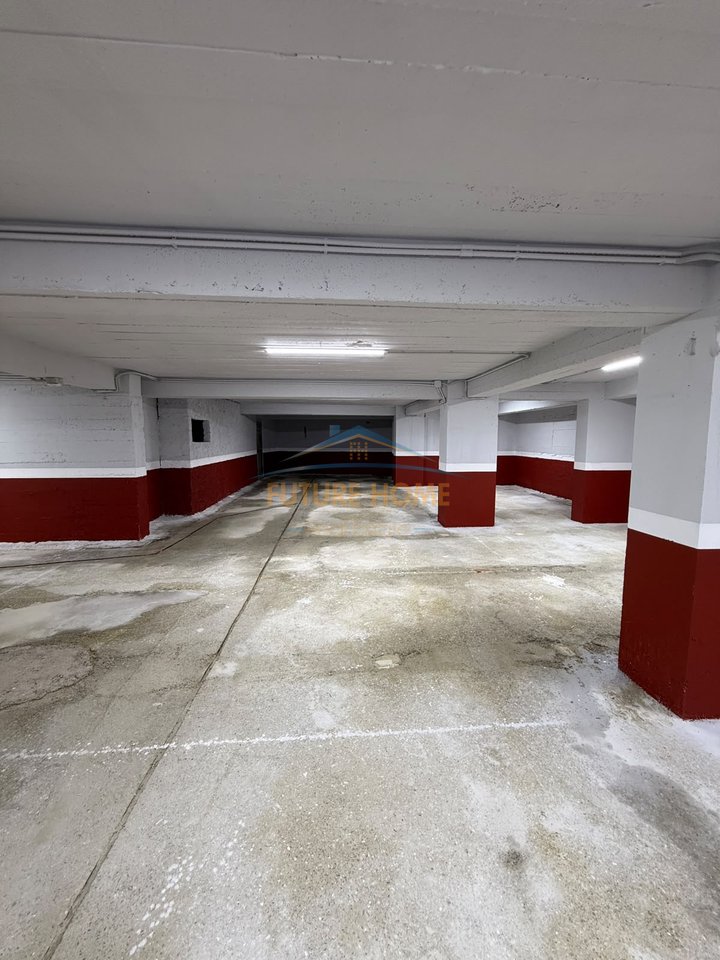 Rent, Space for Parking or Warehouse, Reshit Petrela Street, Tirana