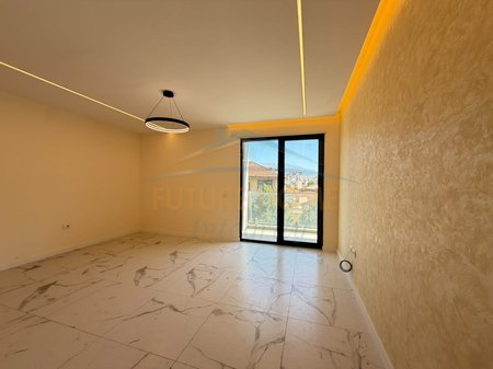 Qera, Apartament 1+1 për Zyra, Selvia, Tiranë.