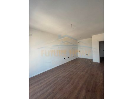 Qera, Apartament 1+1, Kinostudio, Tiranë
