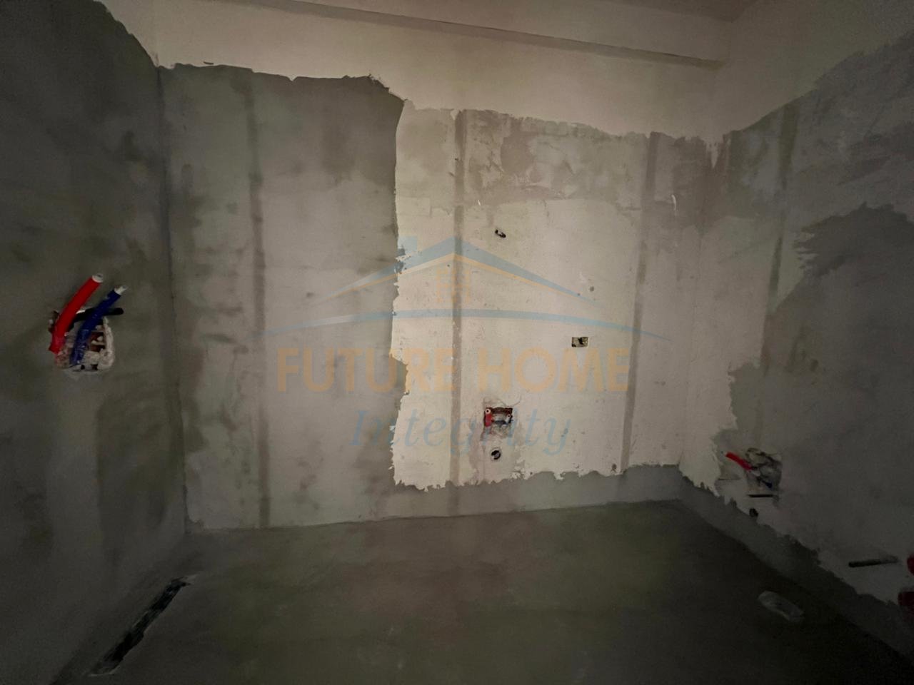 Shitet, Apartament 3+1+2, Rezidenca RingSide, Tiranë.