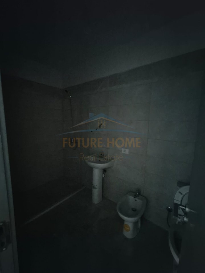 Rent, Apartment 3+1+2, located at the end of 5 May Street, near the “Ardian Klosi” School