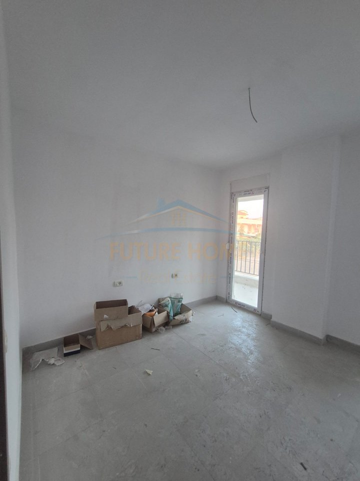 Rent, Apartment 3+1+2, located at the end of 5 May Street, near the “Ardian Klosi” School