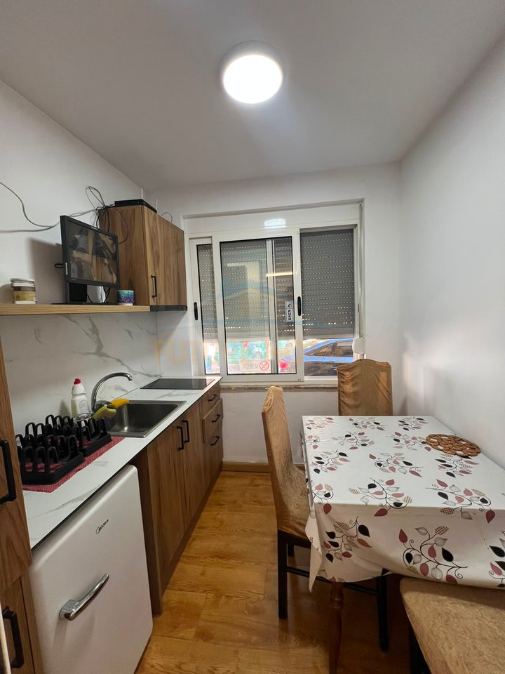 Qera, Garsoniere, Xhamlliku, Tirane