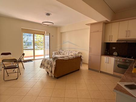 Shitet , Apartament 2+1+2 ,Lungomare ,Vlorë.