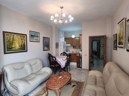 Qira,Apartament 3+1,Ali Demi,Tirane