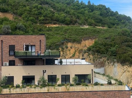 Shitet, Apartament 3+1+2,Rezidenca Kodra e Diellit 2.