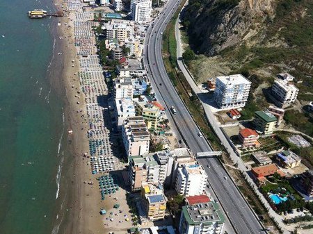 Shitet, Apartament 1+1, Shkëmbi i Kavajës