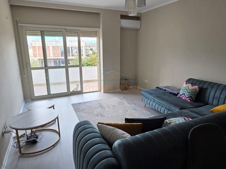 Shitet,Apartament 1+1,Rruga e Ullishtes,Liqeni i Thate,Tirane.
