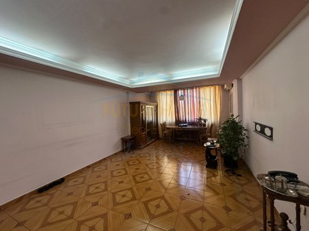 In vendita, Appartamento 2+1, Blloku