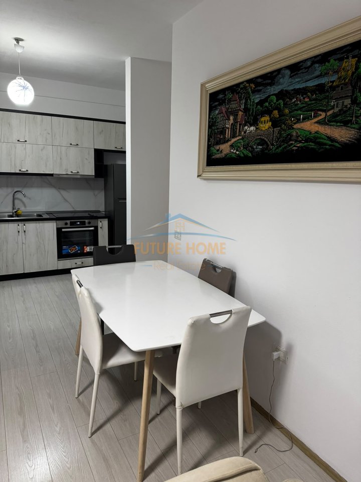 Qera, Apartament 2+1+2+Post Parkimi, Green City, Unaza e Re, Tiranë