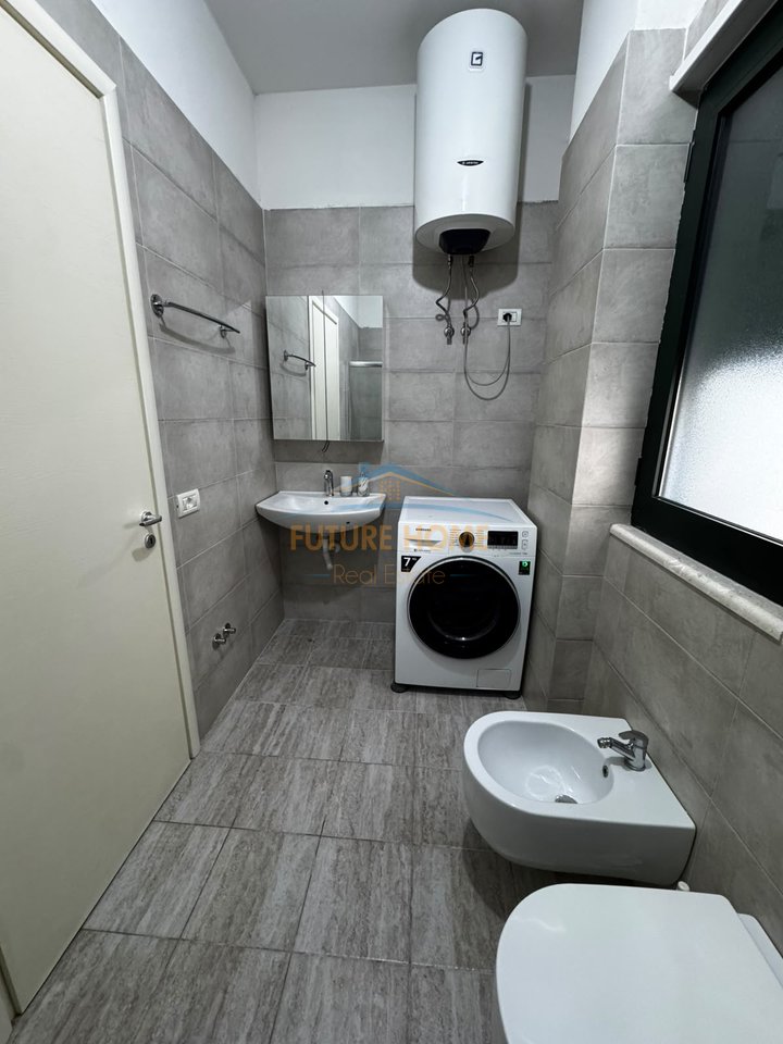 Qera, Apartament 2+1+2+Post Parkimi, Green City, Unaza e Re, Tiranë