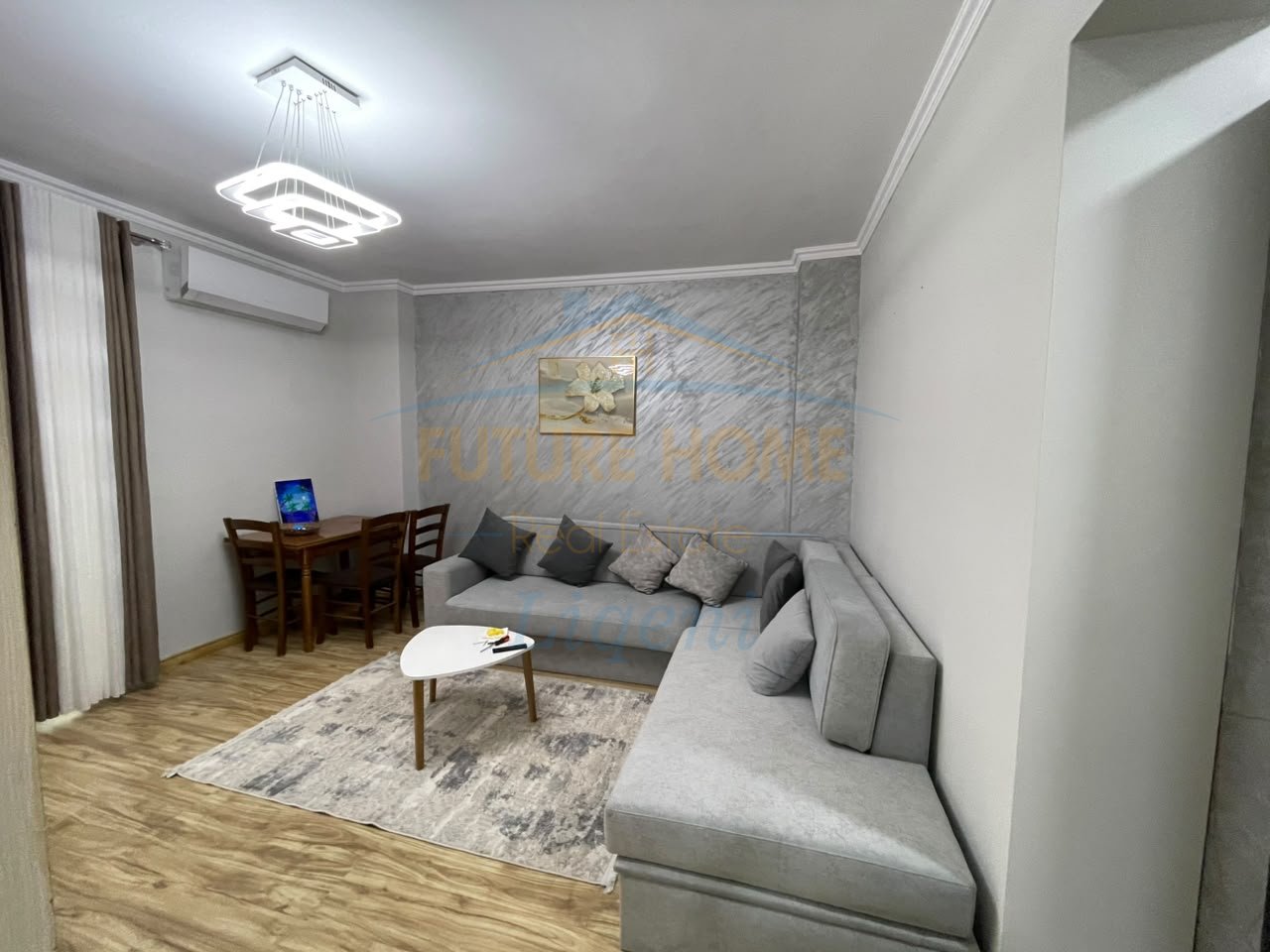 Rent, Apartment 2+1, Qemal Stafa Street, Tirana.