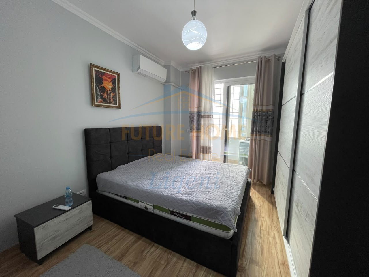 Rent, Apartment 2+1, Qemal Stafa Street, Tirana.