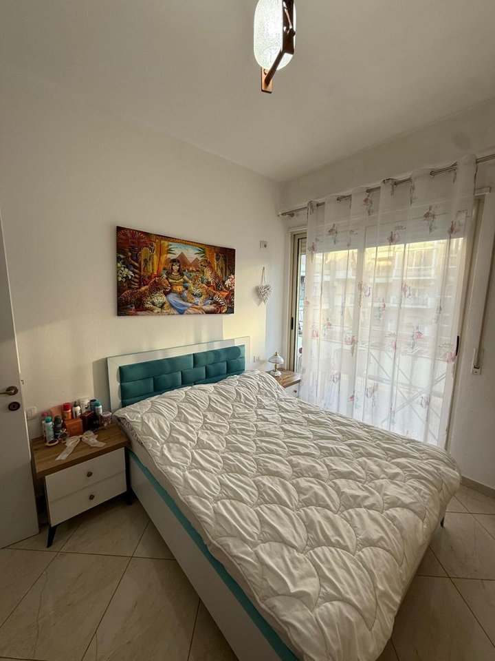 Qera, Apartament 1+1, Kompleksi Golden Park, Tirane.