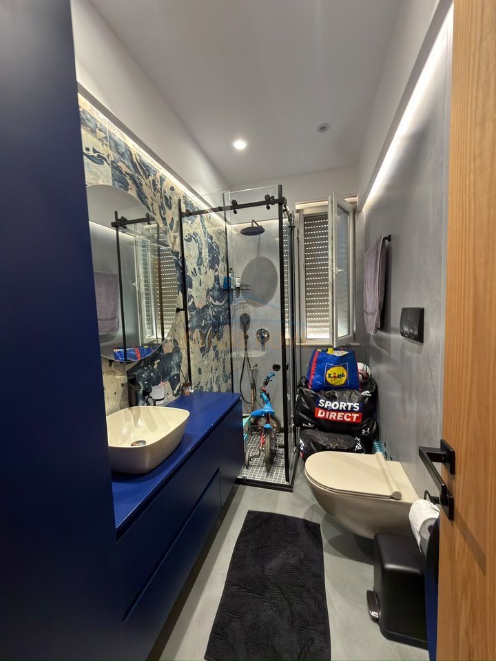 Shitet, Apartament 2+1+2+ Post Parkimi,  G&amp;P Residence, Selite, Tiranë