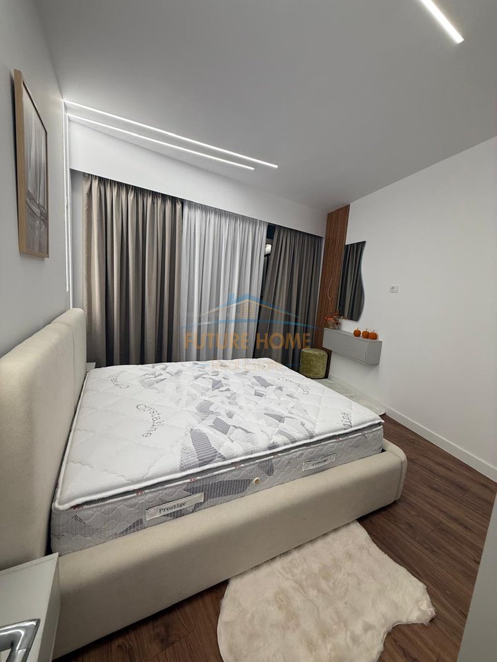 Shitet , Apartament 1+1, Unaza e Re, Tiranë.