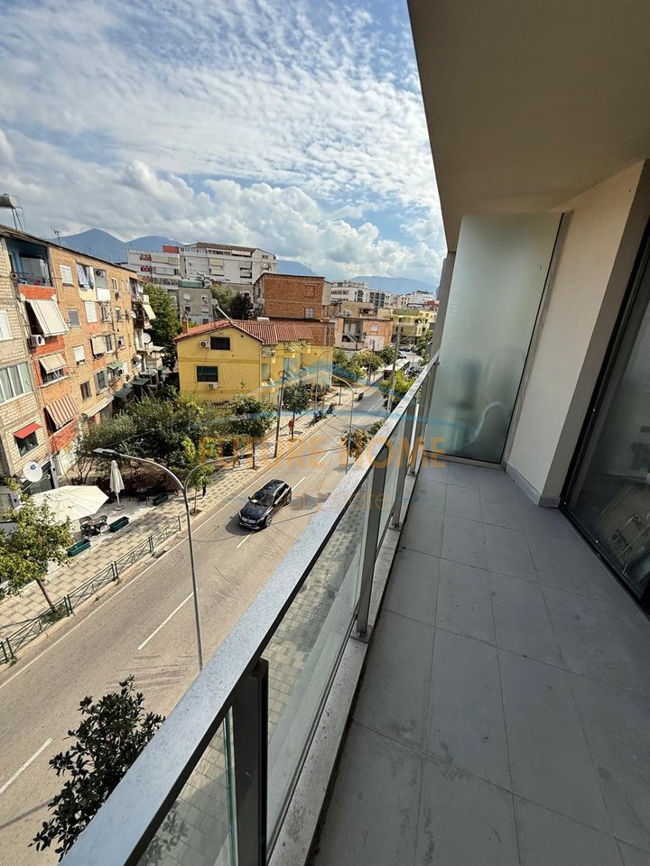 For sale, Apartment 1+1, Mine Peza, Tirana