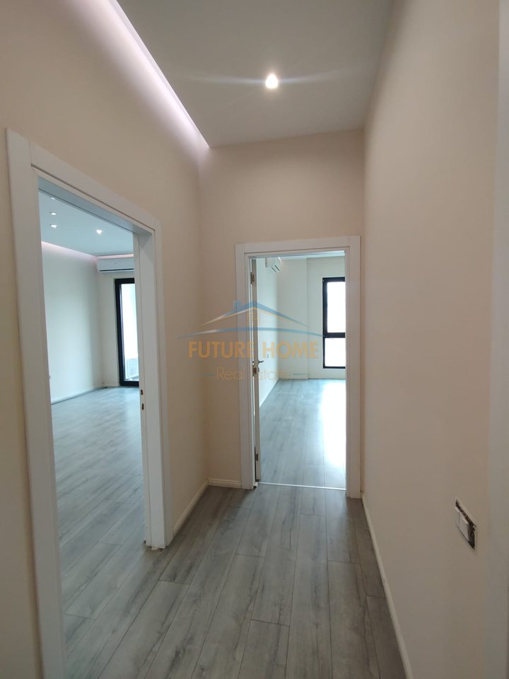 Appartamento 2+1+2 in vendita, Complesso Square 21, Tirana