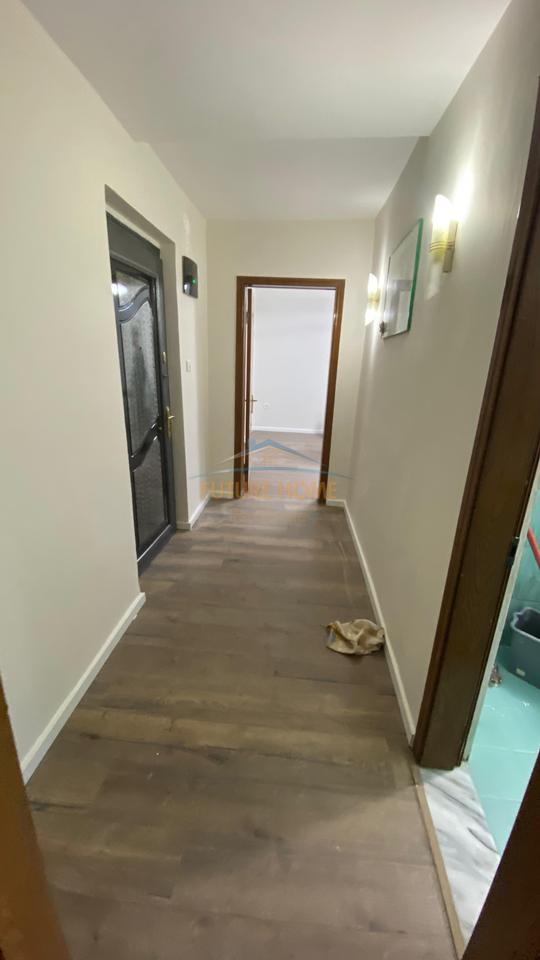 Shitet, Apartament 2+1, Rruga Bardhyl, Tiranë.