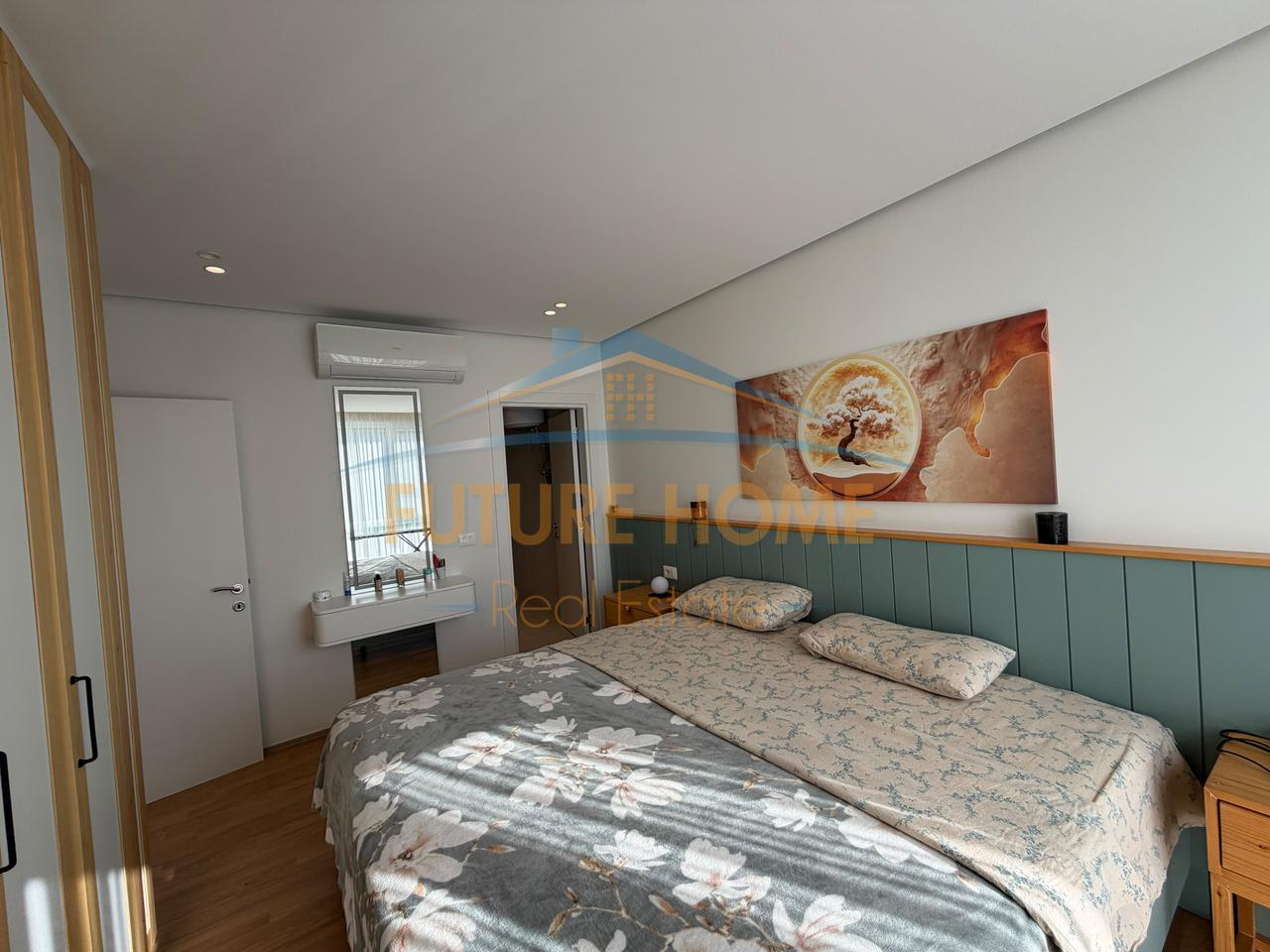 Shitet, Apartament 2+1+ Post Parkimi, Fiori di Bosko, Tiranë