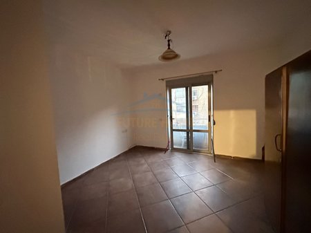 Qera, Apartament 2+1, Rruga Myslym Shyri, Tirane .