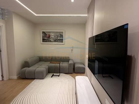 In vendita, Appartamento 1+1, Via Barrikadave, Tirana