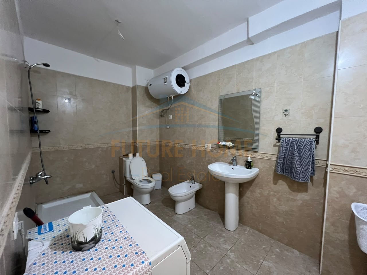 Affitto, Appartamento 4+1+2+ Posto auto, Fresk, Tirana