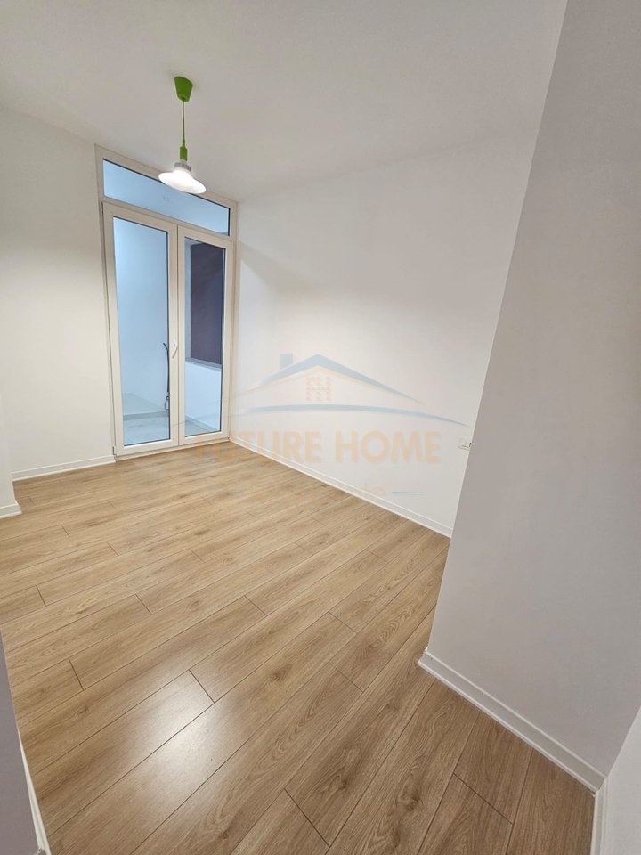 For sale, 2+1 Apartment, Train Station, Tirana