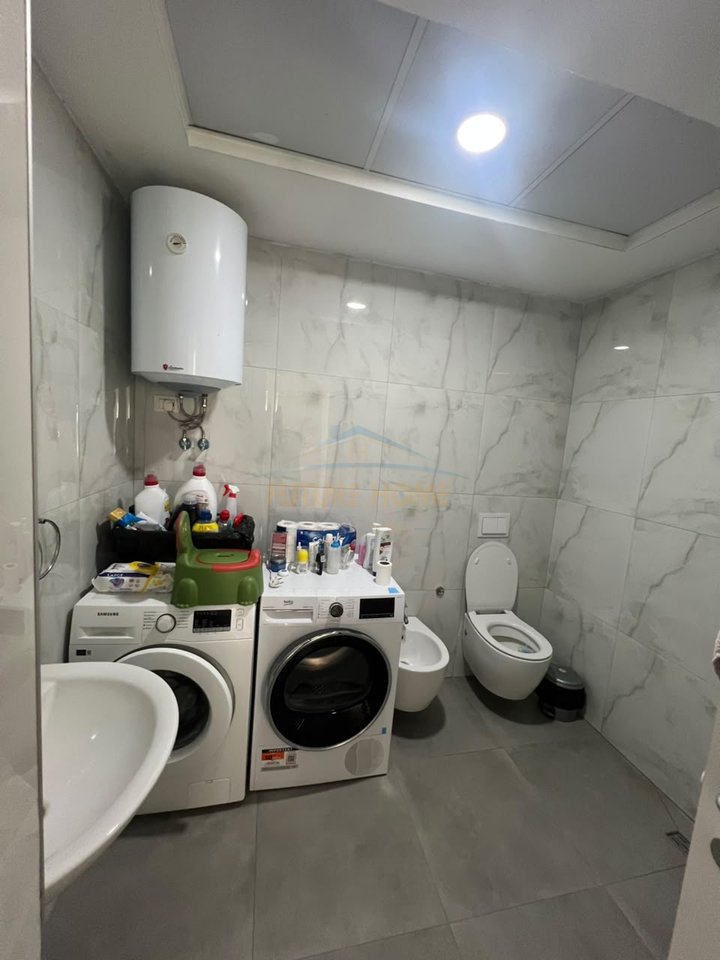 Shitet, Apartament 2+1+2, Kompleksi Fiori Di Bosco, Tirane