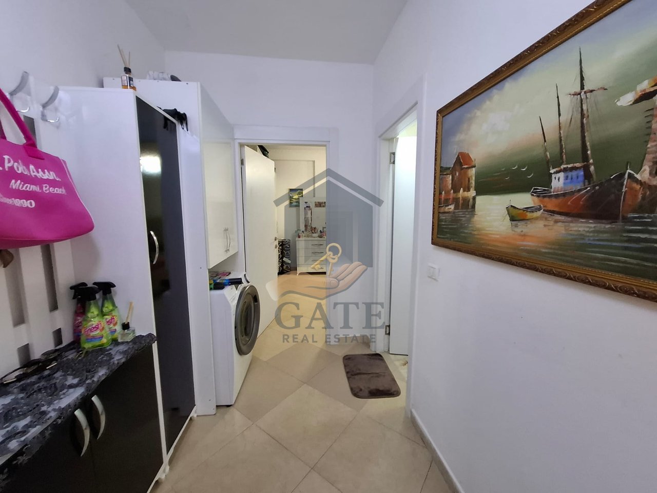 Shitet Apartament 1+1 (Mundësi Kthimi në 2+1) – Kati 3, me Ashensor, Ish-Urt, Durrës