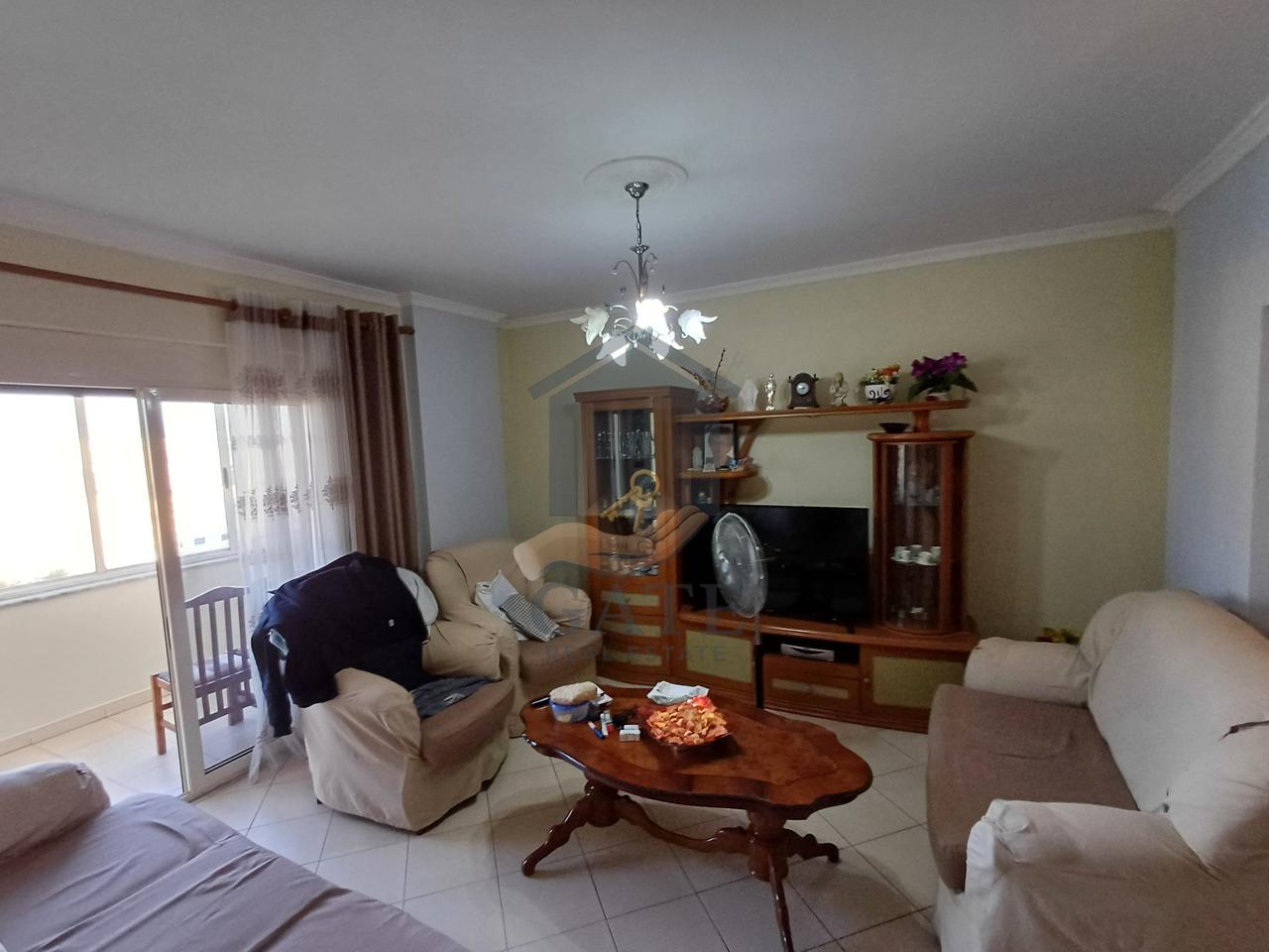 Shitet, Apartament 2+1+2, Ish Rajoni i Policise, Durres!