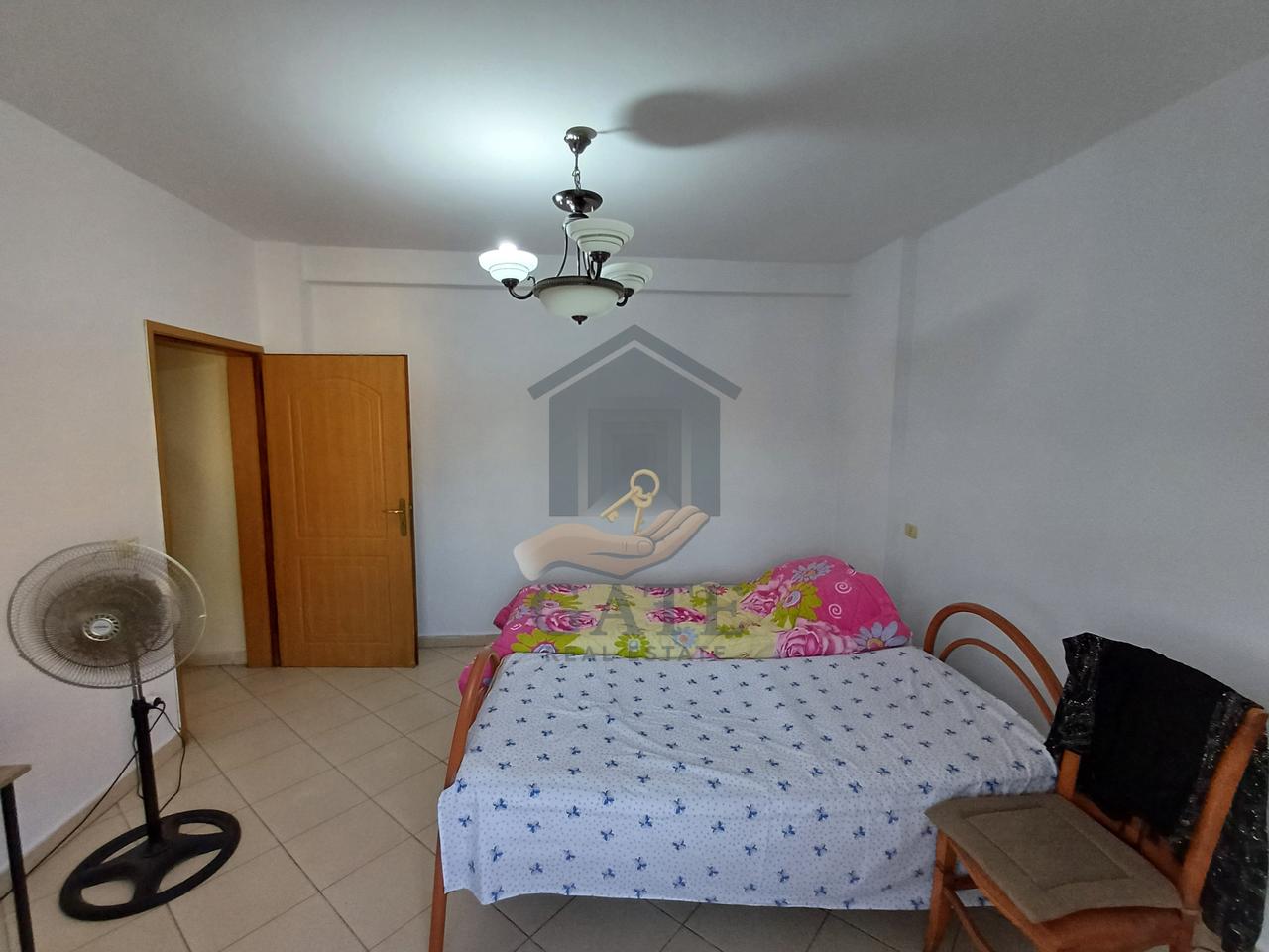 Shitet, Apartament 2+1+2, Ish Rajoni i Policise, Durres!