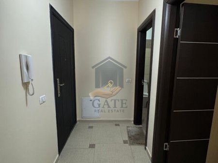 Shitet Apartament 1+1 në Plazh Iliria – 90,000€