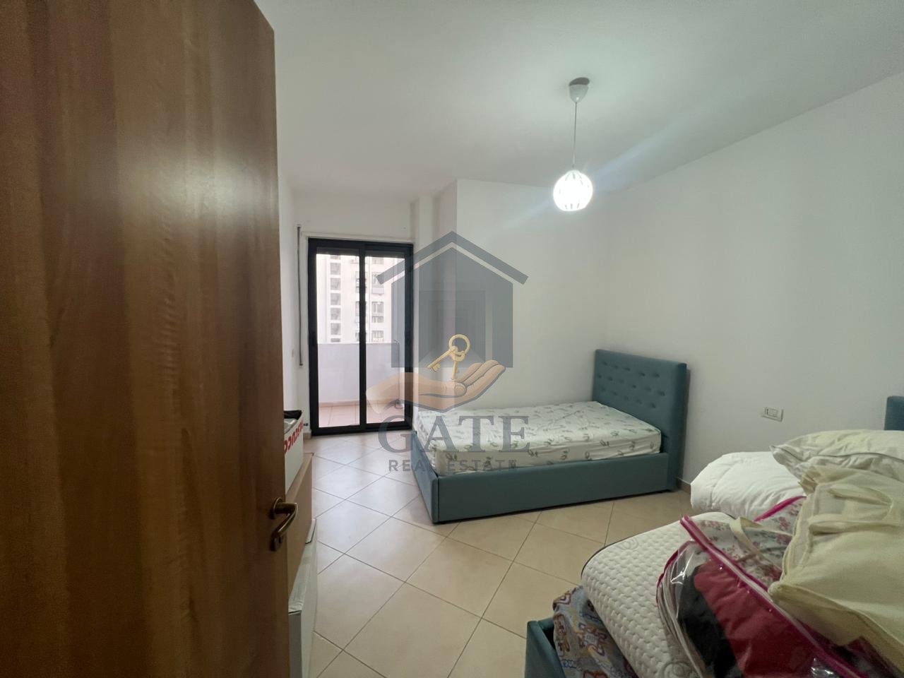 Jepet me qira, Apartament 2+1+2, UKD, Durrës