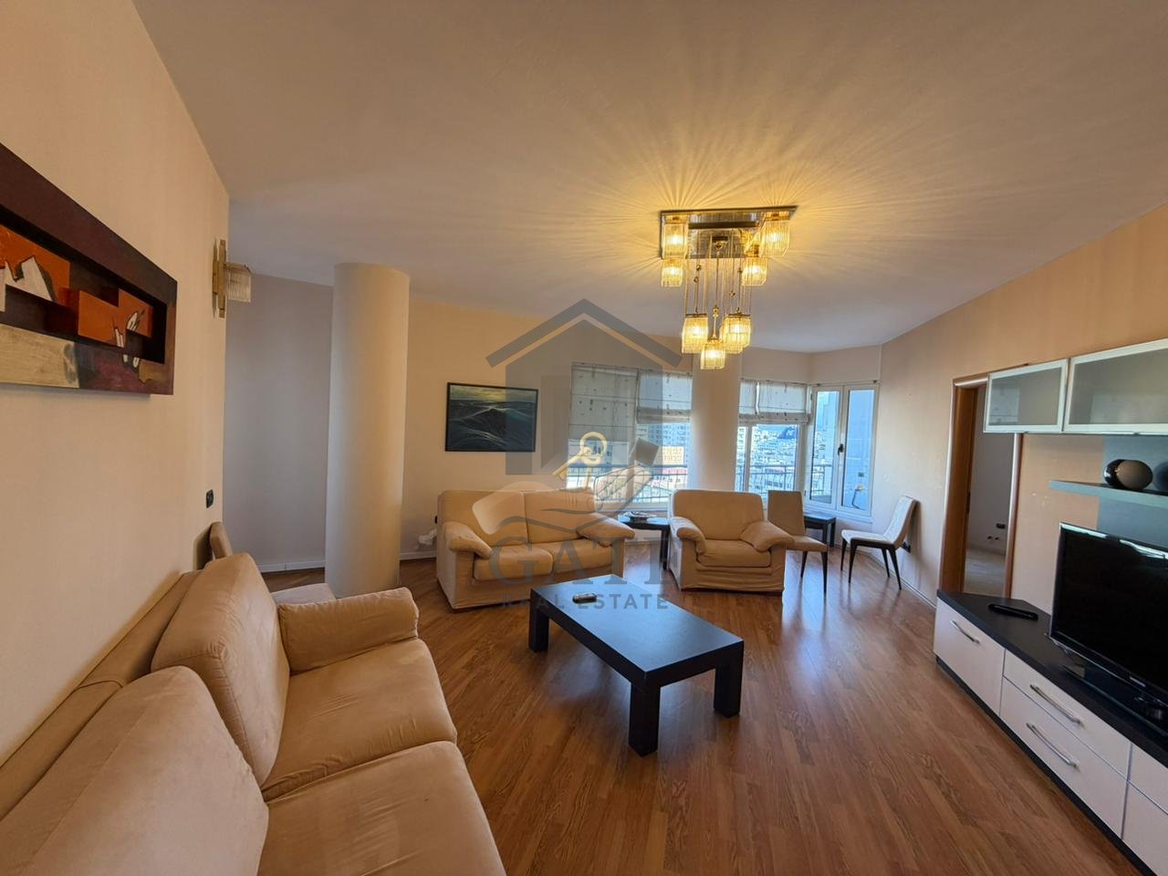 Jepet me Qira , Apartament 2+1+2, Bashkia, Durrës