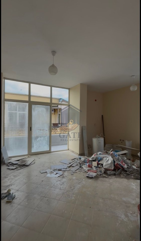 Shitet Apartament 1+1, Shkëmbi i Kavajës, Durrës