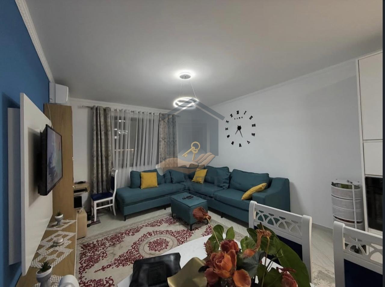 Shitet Apartament 3+1+2t+2b, Shkozet